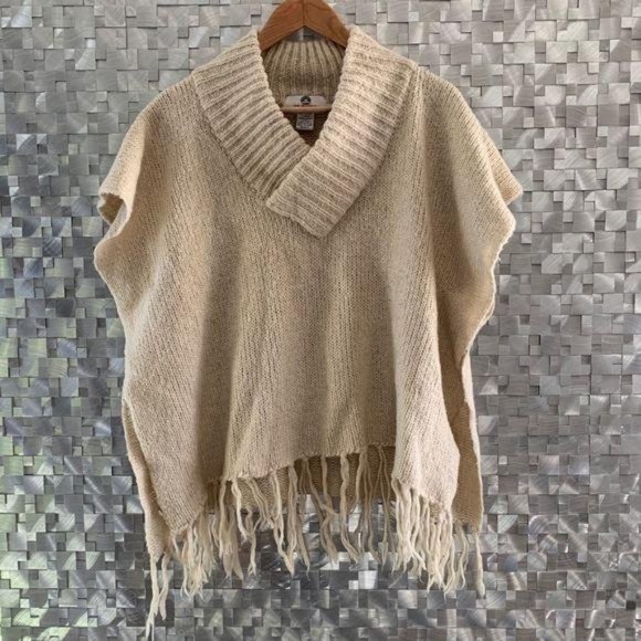 Big Buddha Beige Wool & Acrylic V Neck Poncho - Picture 3 of 7